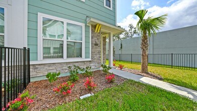 11103 Quantum Ct in Jacksonville, FL - Building Photo - Building Photo