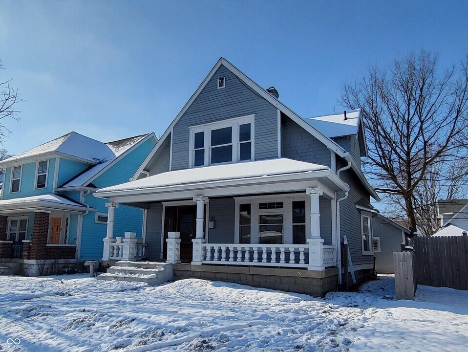 852 N Rural St in Indianapolis, IN - Building Photo