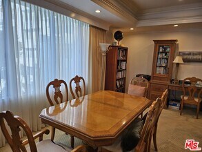 2160 W Century Dr in Los Angeles, CA - Building Photo - Building Photo