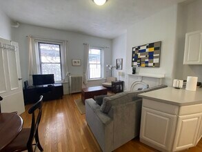670 Tremont St, Unit 6 in Boston, MA - Building Photo - Building Photo