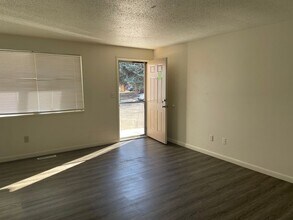 2025 Collyer St, Unit 2027 in Longmont, CO - Building Photo - Building Photo