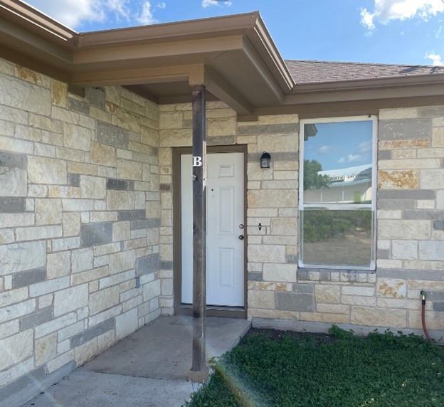 property at 1375 Loop 332