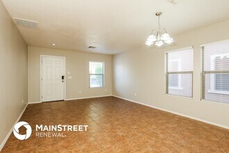 6321 W Valencia Dr in Phoenix, AZ - Building Photo - Building Photo