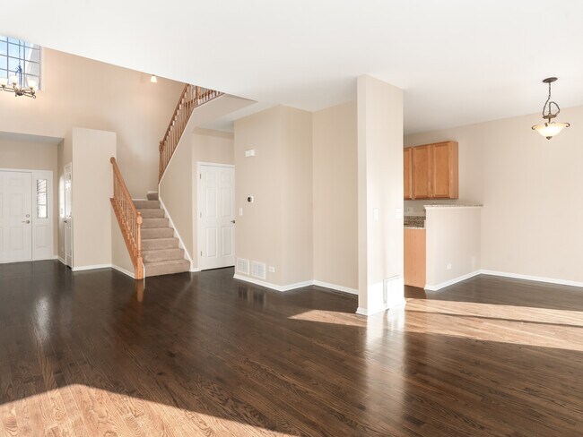 2295 Stoughton Dr in Aurora, IL - Building Photo - Building Photo