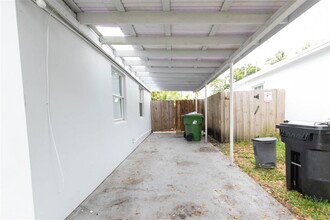 1432 NW 3rd Ave in Fort Lauderdale, FL - Building Photo - Building Photo