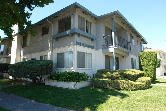 1660 De Rose Way in San Jose, CA - Building Photo - Building Photo