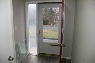 28 Anton Rd in Mansfield, CT - Building Photo - Building Photo