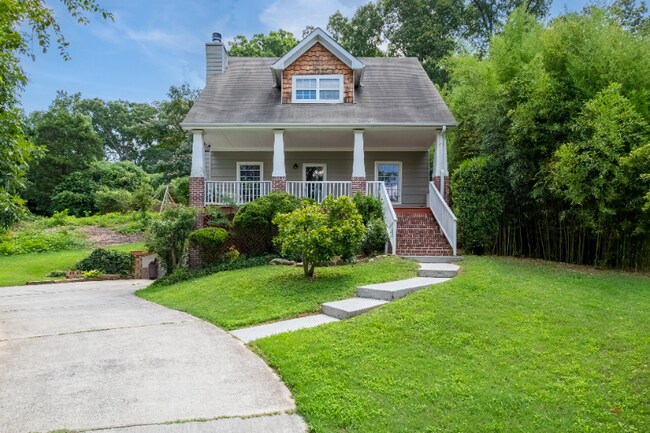 property at 9 Edwin Pl NW