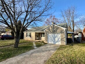 479 Stratford Dr in Lexington, KY - Building Photo - Building Photo