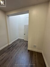 565 Yonge St in Toronto, ON - Building Photo - Building Photo