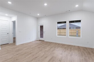 138 S Maroon Ave in Fayetteville, AR - Building Photo - Building Photo