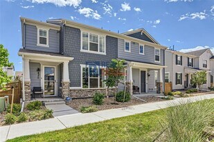 8375 Holman St in Arvada, CO - Building Photo