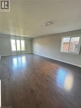 294 Zeller Dr in Kitchener, ON - Building Photo - Building Photo