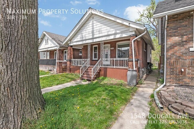 1548 Dougall Ave in Windsor, ON - Building Photo - Building Photo