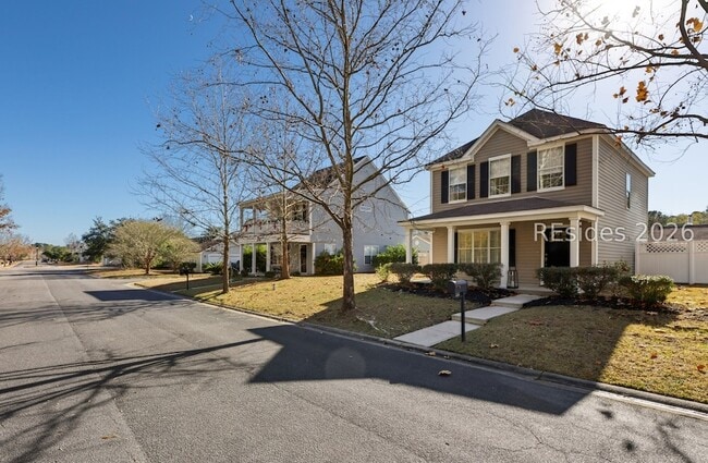 225 University Pkwy in Bluffton, SC - Foto de edificio - Building Photo