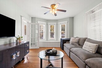 6 Rowell Ave in Beverly, MA - Building Photo - Building Photo