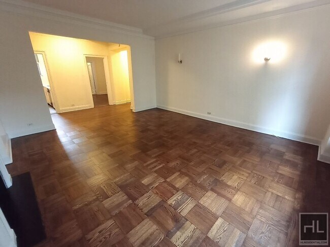 WEST 86 STREET in New York, NY - Foto de edificio - Building Photo