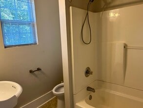 1359 W 40th St in Norfolk, VA - Building Photo - Building Photo