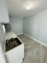 1341 W 90th Pl in Los Angeles, CA - Building Photo - Building Photo