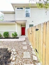 2419 Allred Dr in Austin, TX - Building Photo - Building Photo