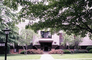 Columbiana Manor in Columbiana, OH - Foto de edificio