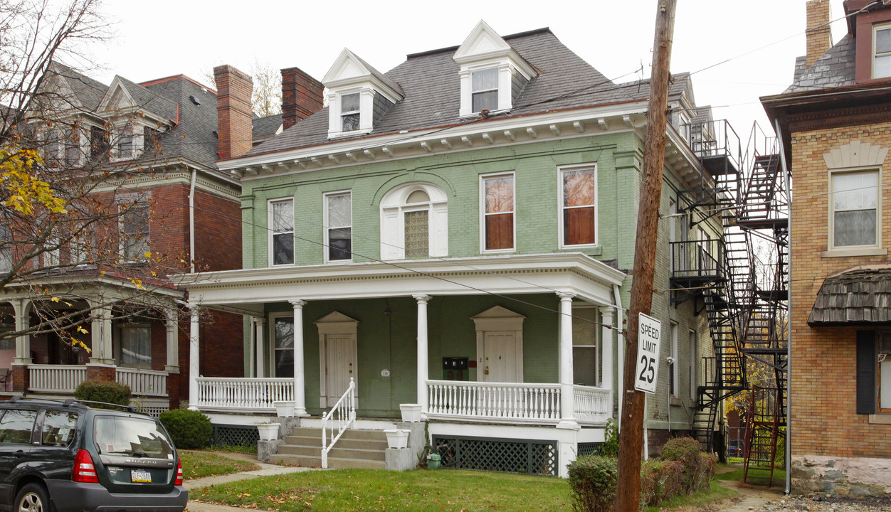 219 Roup Ave in Pittsburgh, PA - Foto de edificio