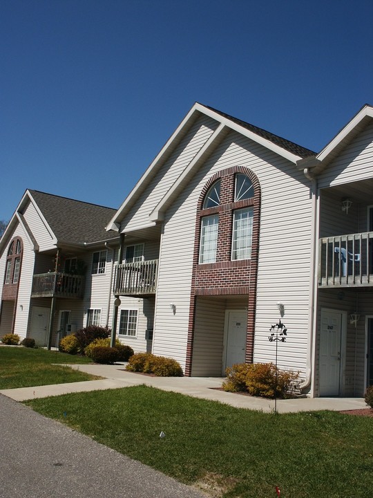 Oakwood Terrace Apartments in Reedsburg, WI - Building Photo
