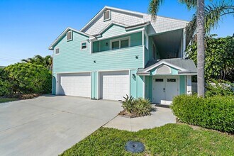 3463 Canal Ct in Jupiter, FL - Building Photo - Building Photo