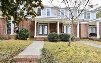 250 E Delaware Ave in Southern Pines, NC - Building Photo