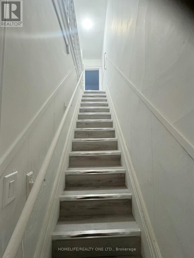 1067 Dovercourt Rd in Toronto, ON - Building Photo - Building Photo