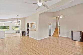 10 Brooker Dr in Newburgh, NY - Building Photo - Building Photo