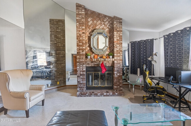 41537 Poplar Cir in Palmdale, CA - Building Photo - Building Photo