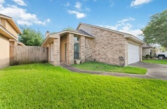 13523 Bonilla Ln in Houston, TX - Building Photo - Building Photo