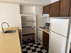 950 Drake St in Vancouver, BC - Building Photo - Building Photo