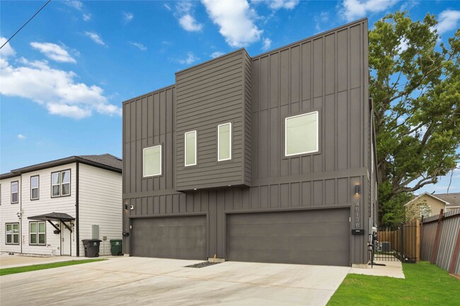 property at 4513 Reed Rd
