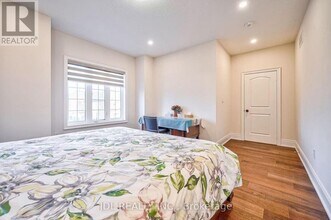 3178 Buttonbush Trl in Oakville, ON - Building Photo - Building Photo