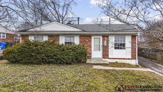 3966 Northampton Dr in Lexington, KY - Building Photo - Building Photo