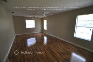 13007 Sydney Rd in Dover, FL - Building Photo - Building Photo