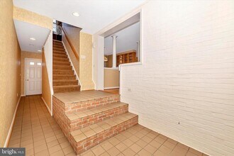 5401 Woodlyn Ct in Frederick, MD - Building Photo - Building Photo