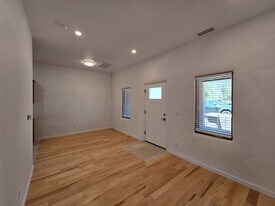 1708 Cam Peralta in Santa Fe, NM - Building Photo