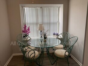 38 River Bank Dr in Florence, NJ - Building Photo - Building Photo