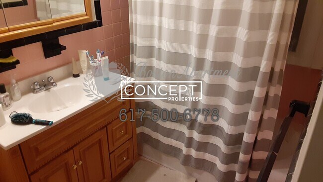 22 Euston St, Unit 5 in Brookline, MA - Building Photo - Building Photo