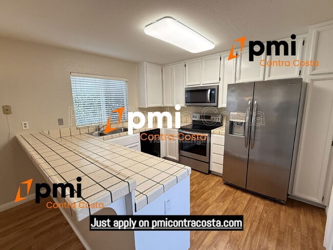 property at 974 Signal Ct