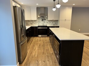 4288 NY-50 in Saratoga Springs, NY - Building Photo - Building Photo