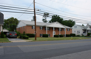 221 S Jefferson St Apartments