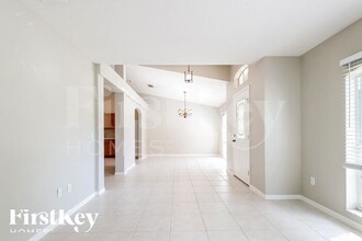 2942 SW Sandbar St in Port St. Lucie, FL - Building Photo - Building Photo