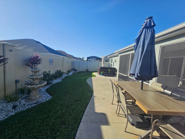 5849 Seymour Ave in Wildwood, FL - Building Photo - Building Photo