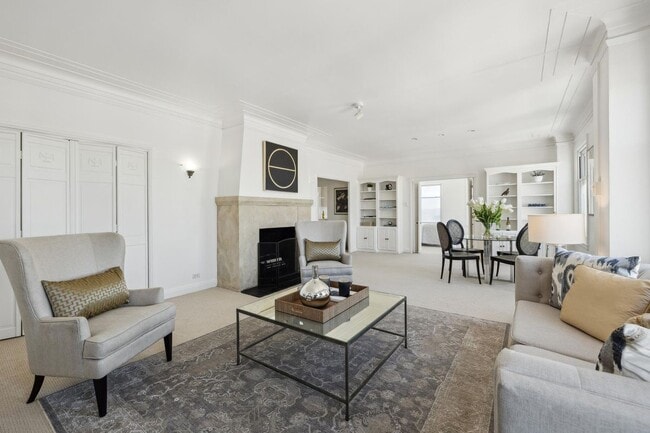 property at 631 O'Farrell St