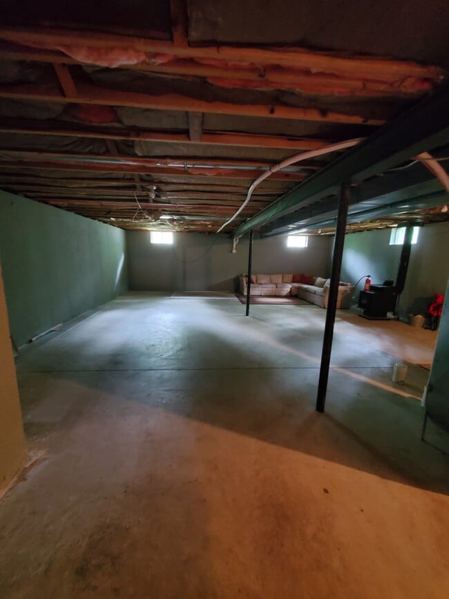 3366 Hogback Rd in Fowlerville, MI - Building Photo - Building Photo