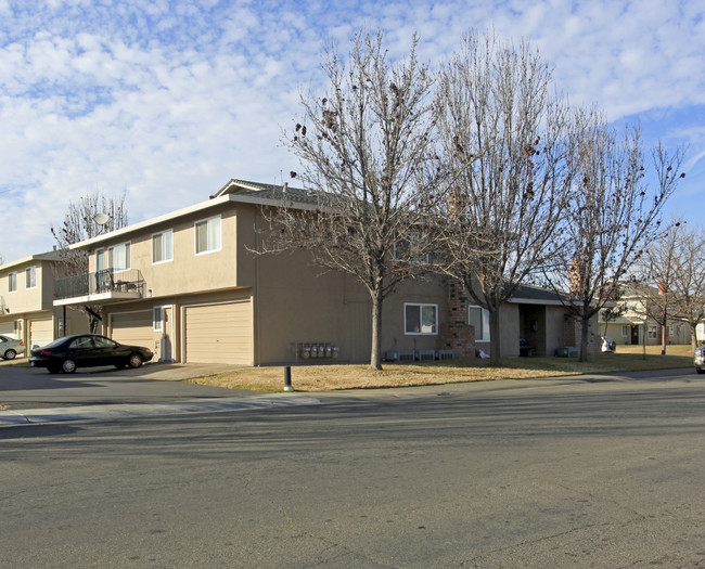 4100 Gaddi Dr in Sacramento, CA - Building Photo - Building Photo